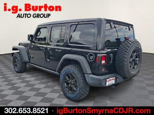 Black Clearcoat 2022 Jeep Wrangler Unlimited Sport