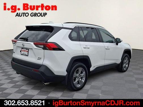 2025 Toyota RAV4 Hybrid XLE