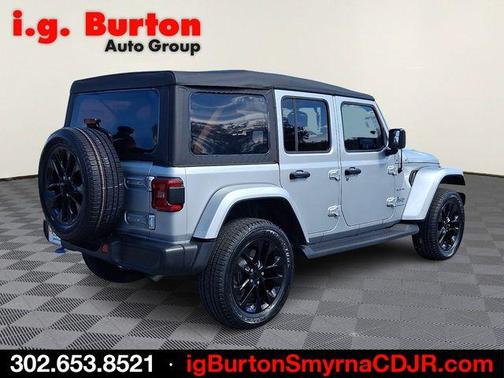 Silver Zynith Clearcoat 2023 Jeep Wrangler 4xe Sahara