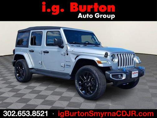 Silver Zynith Clearcoat 2023 Jeep Wrangler 4xe Sahara