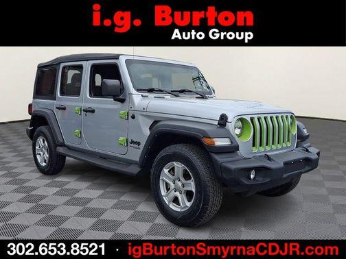 Silver Zynith Clearcoat 2022 Jeep Wrangler Unlimited Sport
