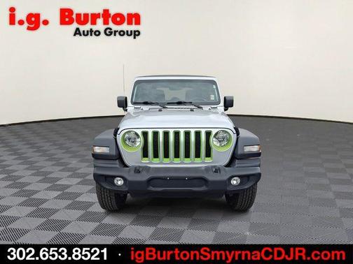 Silver Zynith Clearcoat 2022 Jeep Wrangler Unlimited Sport