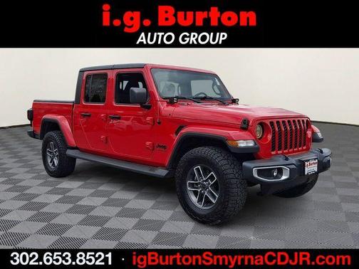 Firecracker Red Clearcoat 2020 Jeep Gladiator Sport