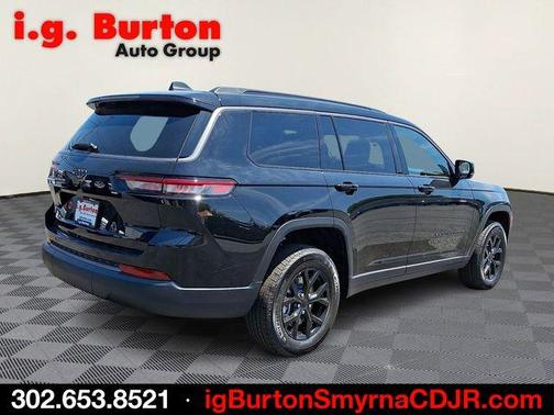 Diamond Black 2026 Jeep Grand Cherokee L Laredo