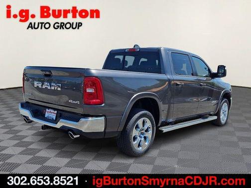 Granite Crystal Clearcoat Metallic 2026 RAM 1500 Big Horn/Lone Star