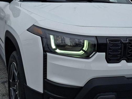 Bright White Clearcoat 2026 Jeep Cherokee LAREDO/LIMITED