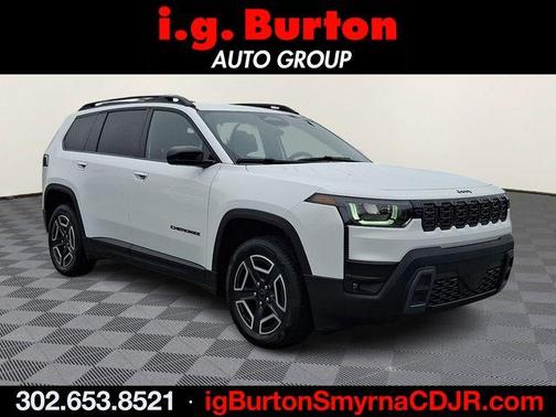 Bright White Clearcoat 2026 Jeep Cherokee LAREDO/LIMITED