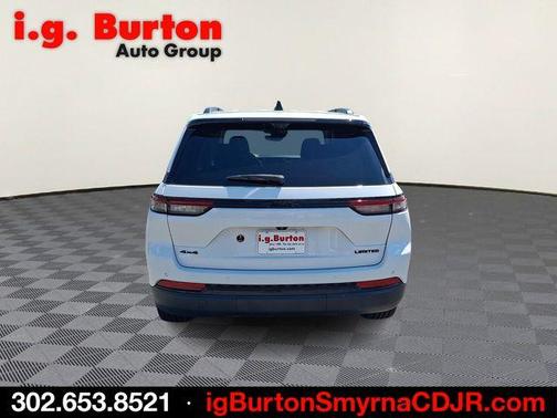 Bright White Clearcoat 2023 Jeep Grand Cherokee Limited