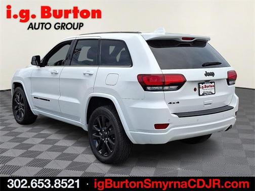 2022 Jeep Grand Cherokee Laredo