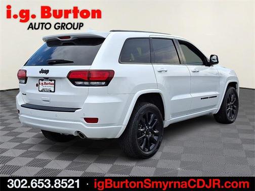 2022 Jeep Grand Cherokee Laredo