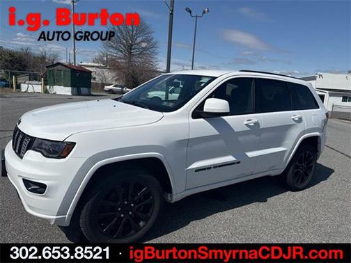 2022 Jeep Grand Cherokee Laredo