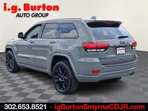 2022 Jeep Grand Cherokee Laredo