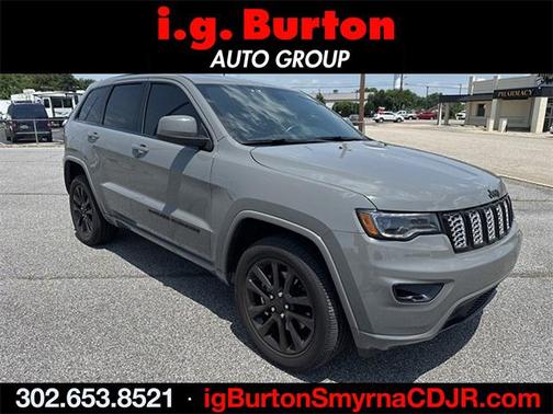 2022 Jeep Grand Cherokee Laredo
