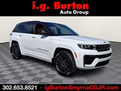Bright White Clearcoat 2026 Jeep Grand Cherokee Summit