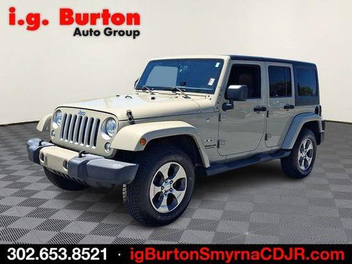 Gobi Clearcoat 2017 Jeep Wrangler Unlimited Sahara