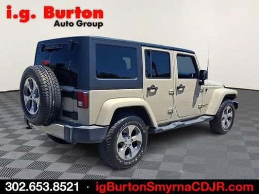 Gobi Clearcoat 2017 Jeep Wrangler Unlimited Sahara