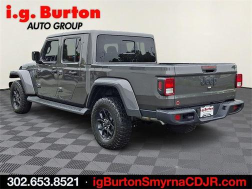 2025 Jeep Gladiator Sport