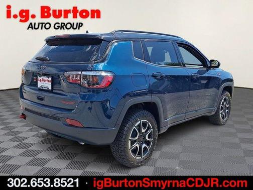Fathom Blue Pearlcoat 2026 Jeep Compass Trailhawk