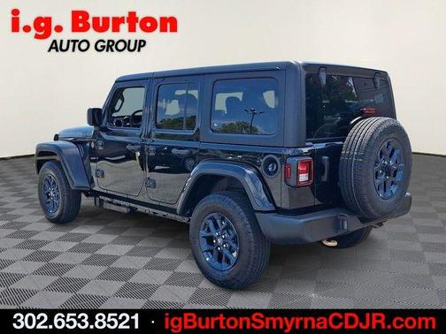 Black Clearcoat 2026 Jeep Wrangler Sport