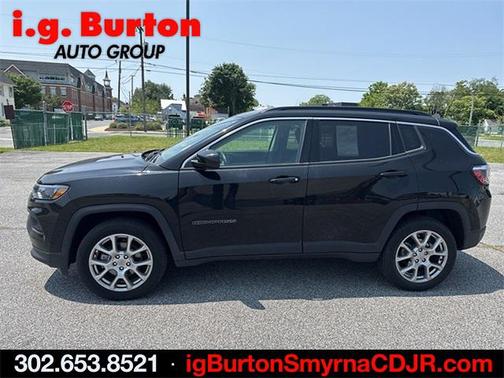 2022 Jeep Compass Latitude Lux