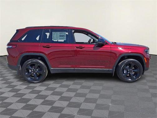 2025 Jeep Grand Cherokee Altitude