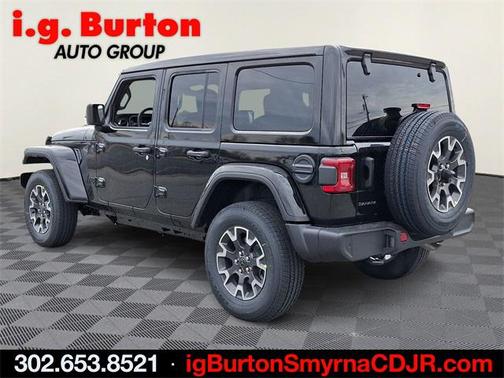 2025 Jeep Wrangler 4-Door Sahara 4x4