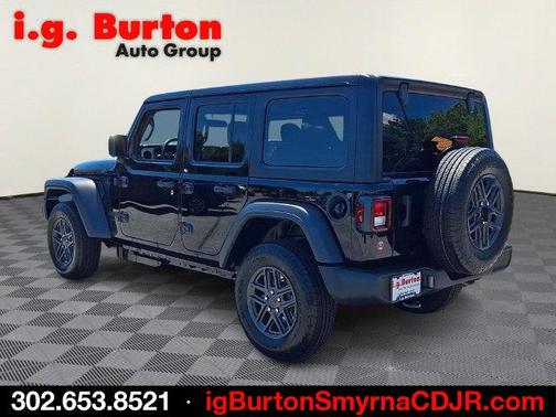 Black Clearcoat 2026 Jeep Wrangler Sport