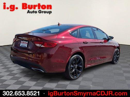 Velvet 2015 Chrysler 200 S