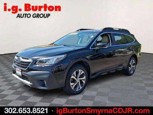 Crystal Black Silica 2022 Subaru Outback Limited