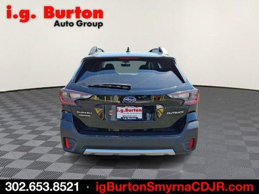 Crystal Black Silica 2022 Subaru Outback Limited