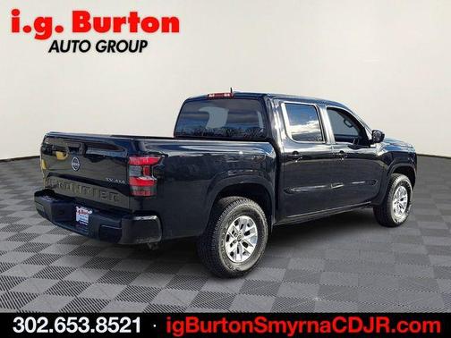 2024 Nissan Frontier SV