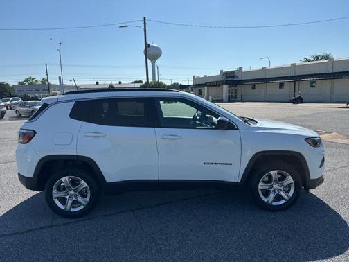 2023 Jeep Compass Latitude