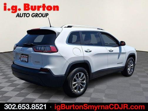 Bright White Clearcoat 2019 Jeep Cherokee Latitude Plus