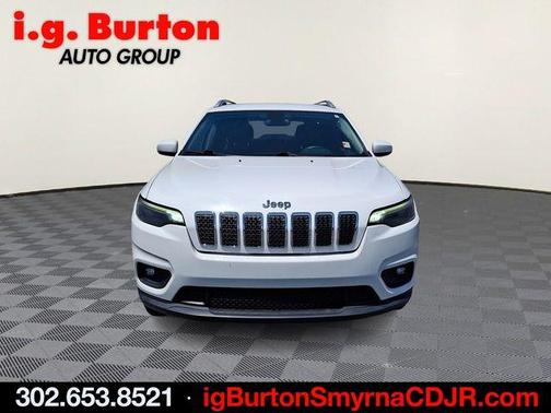 Bright White Clearcoat 2019 Jeep Cherokee Latitude Plus