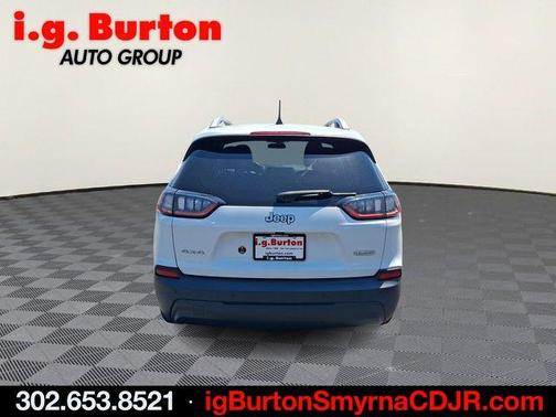 Bright White Clearcoat 2019 Jeep Cherokee Latitude Plus