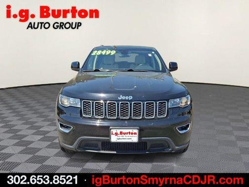 Diamond Black 2021 Jeep Grand Cherokee Laredo E