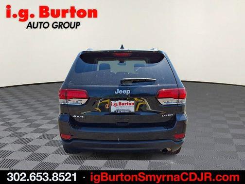 Diamond Black 2021 Jeep Grand Cherokee Laredo E
