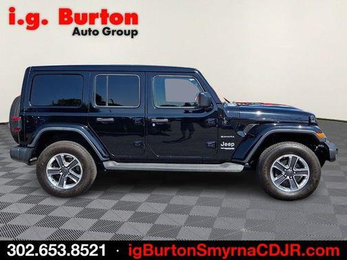 Black Clearcoat 2021 Jeep Wrangler Unlimited Sahara