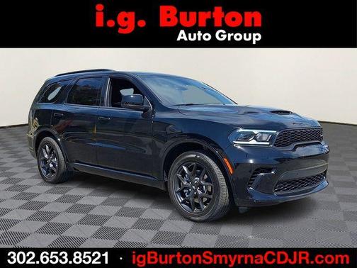 DB Black Crystal Clearcoat 2026 Dodge Durango GT HEMI V8