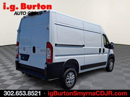 Bright White Clearcoat 2026 RAM ProMaster 1500 Base