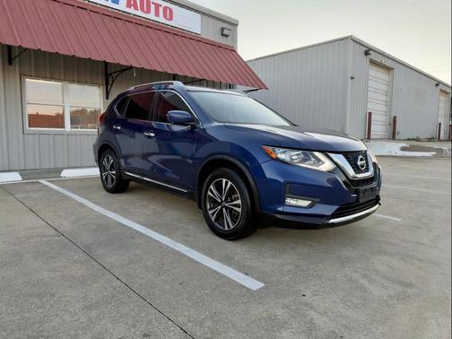 2017 Nissan Rogue SL
