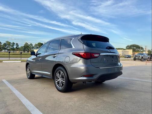 2016 INFINITI QX60 Base