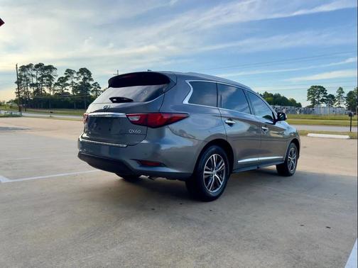2016 INFINITI QX60 Base