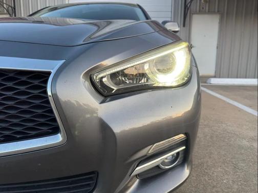 2015 INFINITI Q50 Base