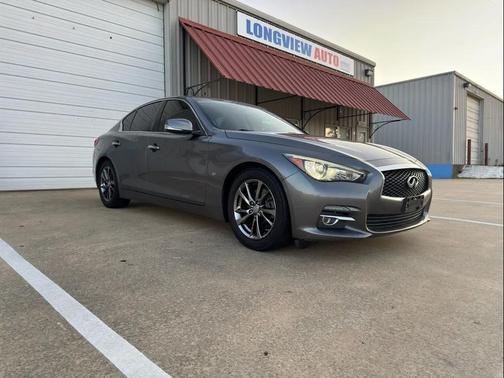 2015 INFINITI Q50 Base