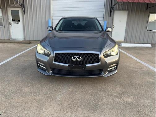 2015 INFINITI Q50 Base