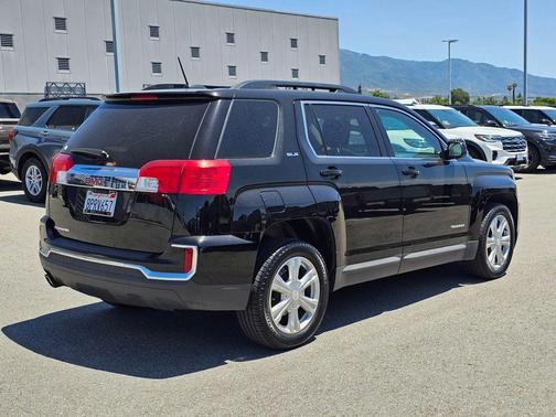 Onyx Black 2017 GMC Terrain SLE-2