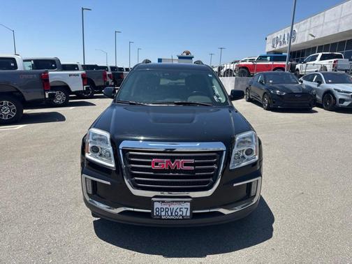 Onyx Black 2017 GMC Terrain SLE-2