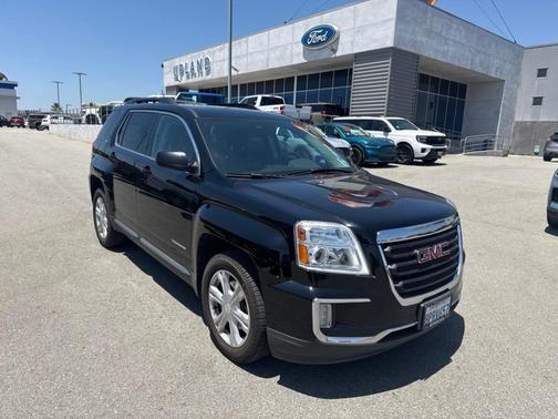 Onyx Black 2017 GMC Terrain SLE-2