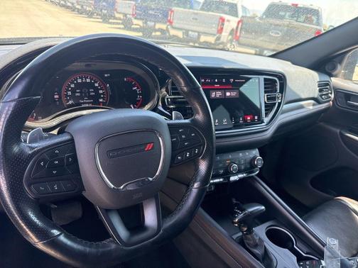 DB Black Crystal Clearcoat 2024 Dodge Durango GT